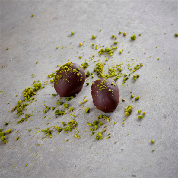 Påskeæg med marcipan og pistacie